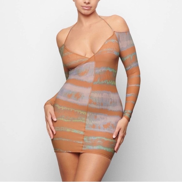 SKIMS JELLY SHEER OFF THE SHOULDER halter medium MINI DRESS bodycon long sleeve - Picture 2 of 5